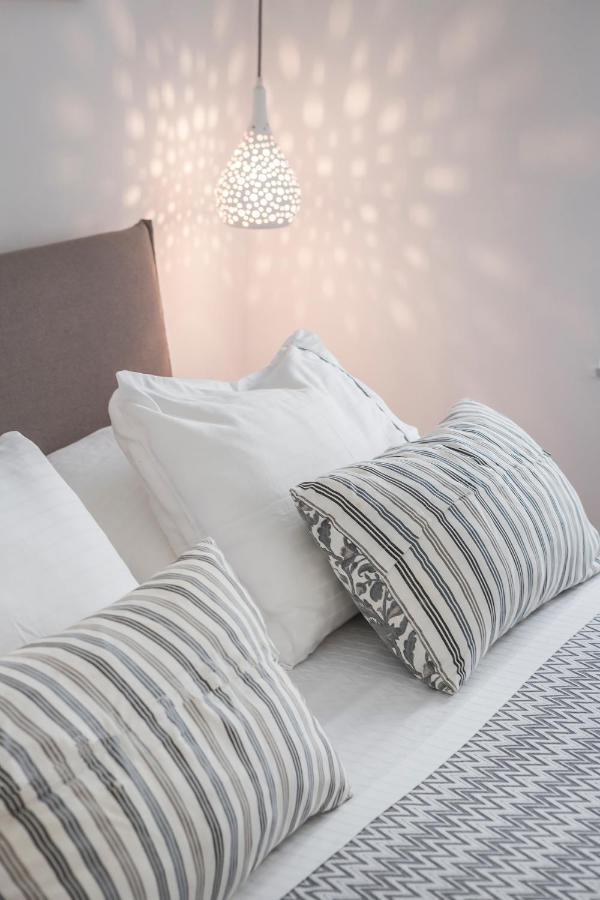Kostantis Town * Mykonos Town