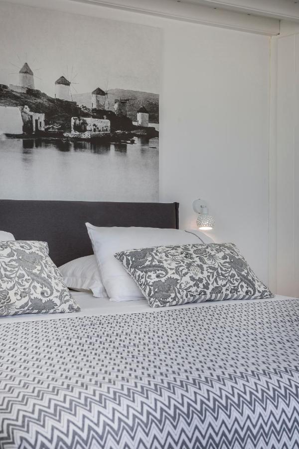 Kostantis Town Villa *